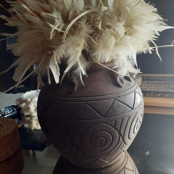 Vase - Picture 2 of 2